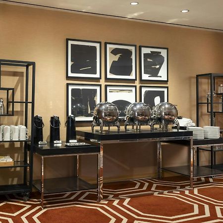 Residence Inn By Marriott Chicago Downtown Magnificent Mile Екстериор снимка