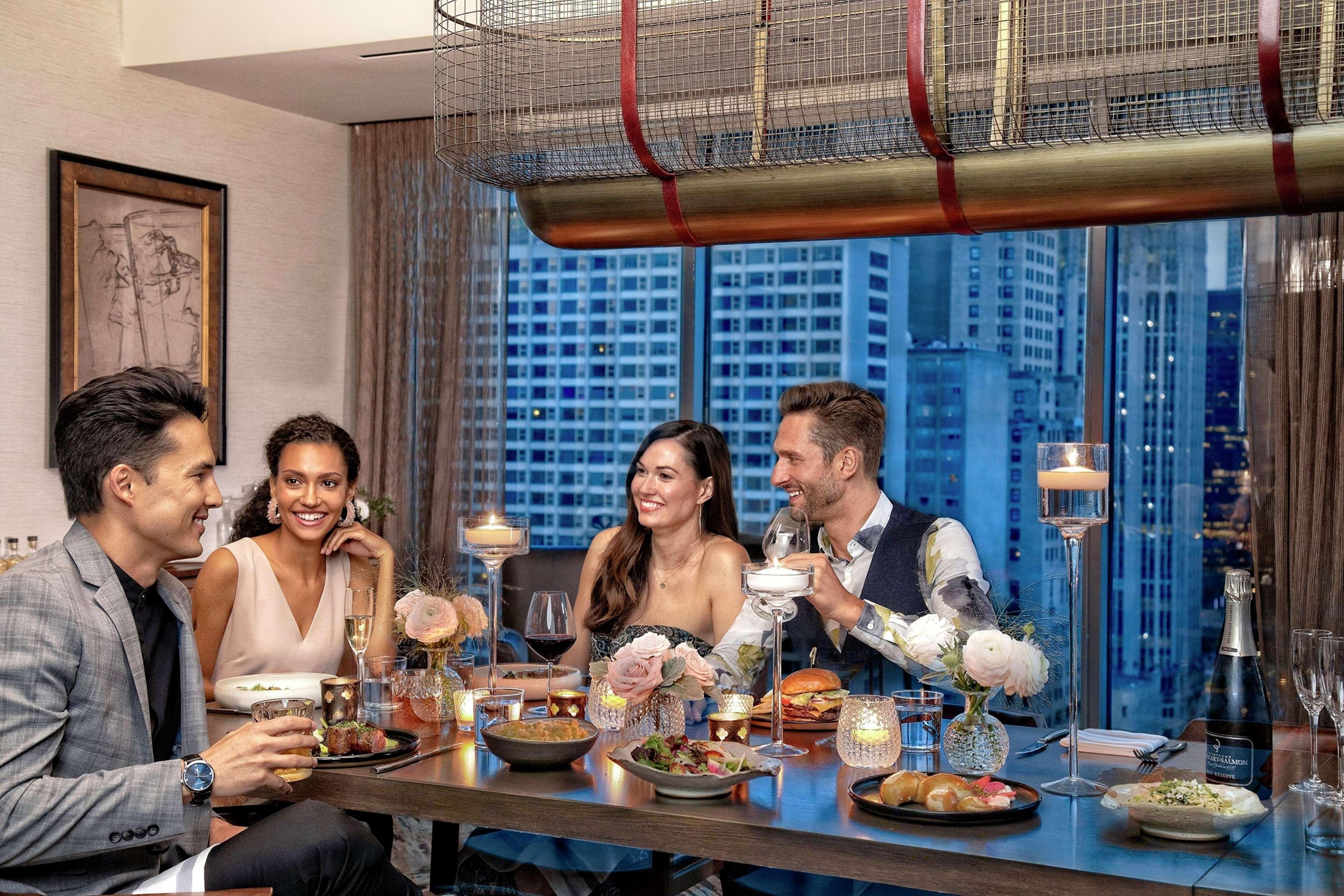 Residence Inn By Marriott Chicago Downtown Magnificent Mile Екстериор снимка
