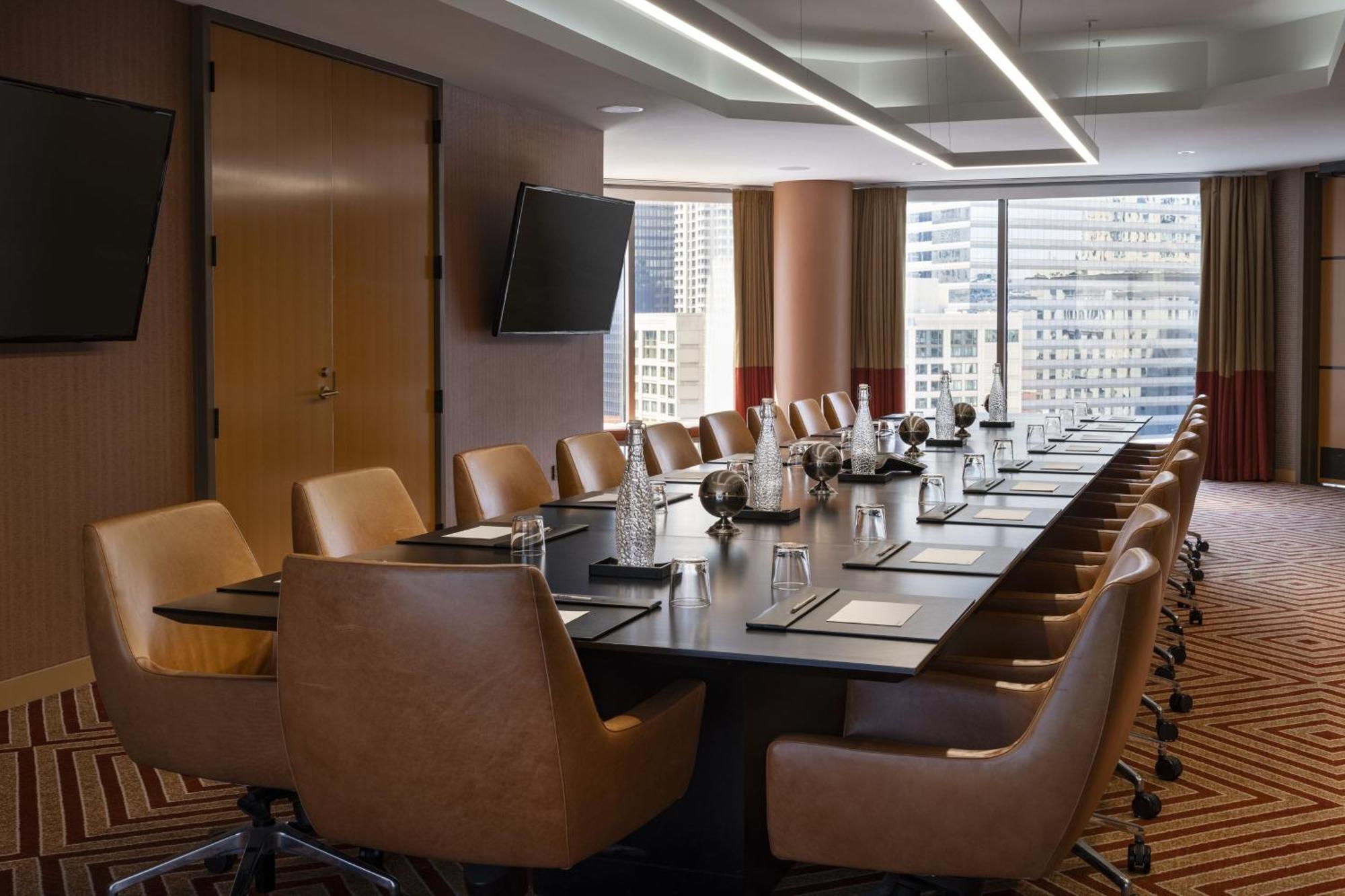 Residence Inn By Marriott Chicago Downtown Magnificent Mile Екстериор снимка