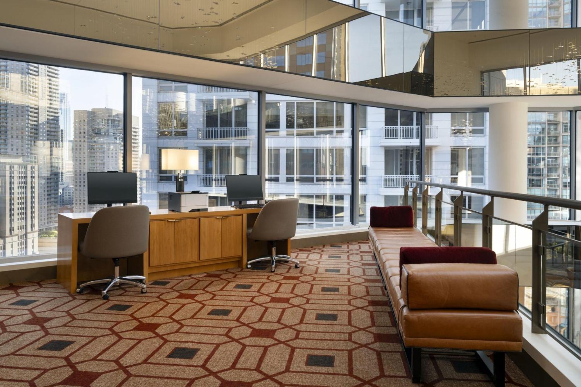 Residence Inn By Marriott Chicago Downtown Magnificent Mile Екстериор снимка