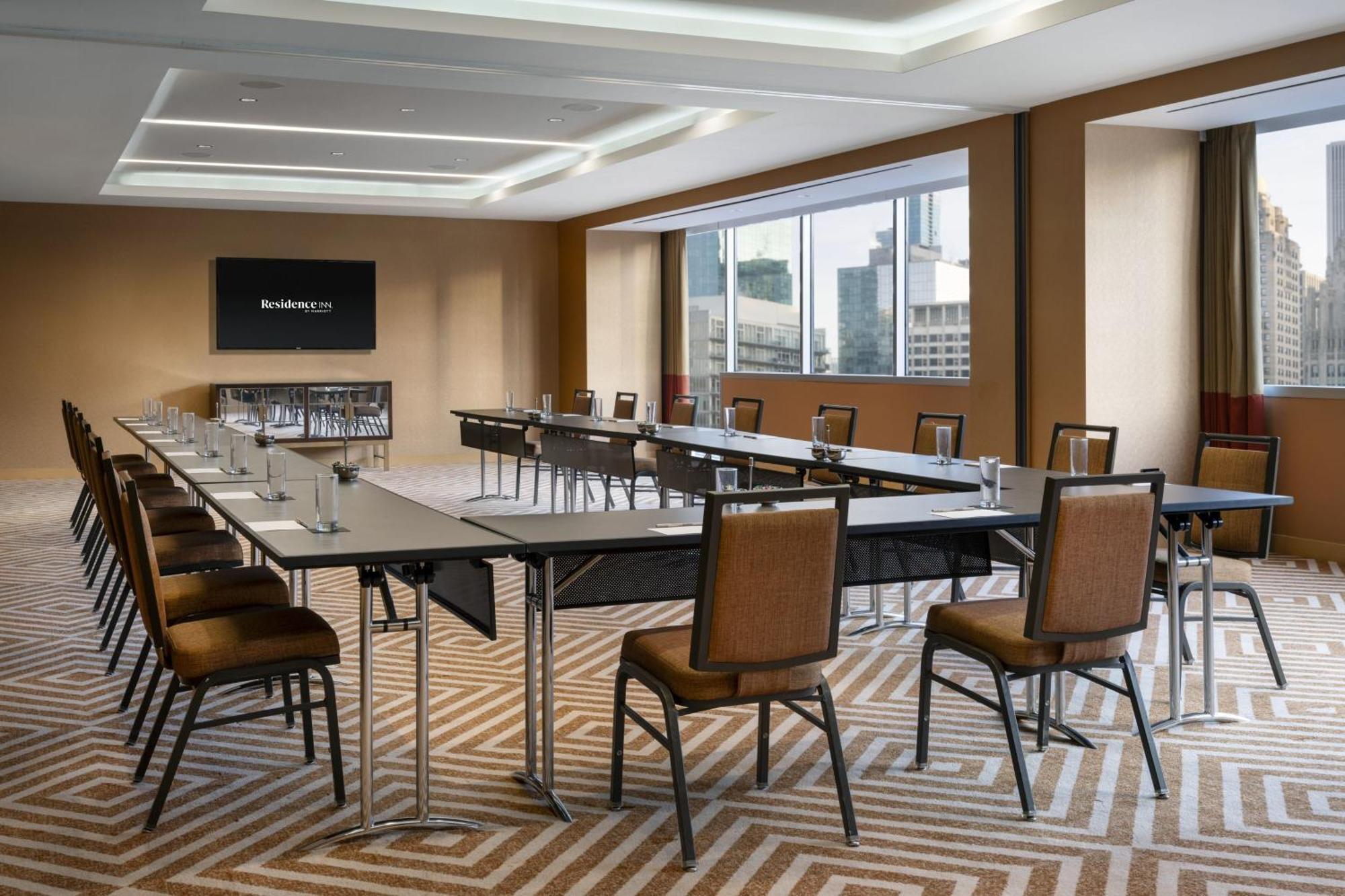 Residence Inn By Marriott Chicago Downtown Magnificent Mile Екстериор снимка