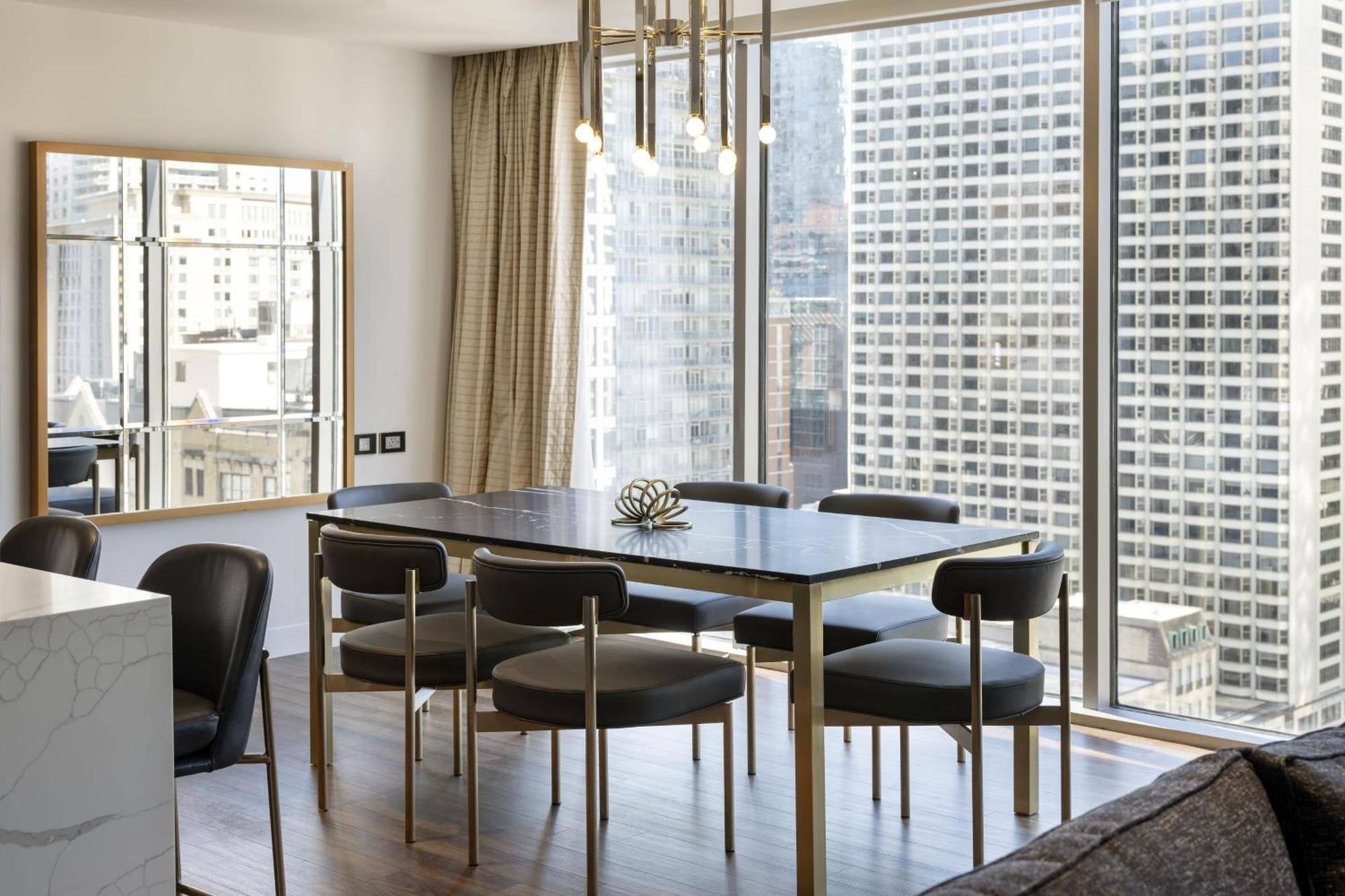 Residence Inn By Marriott Chicago Downtown Magnificent Mile Екстериор снимка